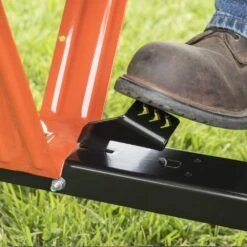 Agri-Fab 45-0533 10 Cubic Foot / 295kg Towed Poly Cart 18 Agri-Fab 45-0533 10 Cubic Foot / 295kg Towed Poly Cart -Garden Tool Store 45 0533 lifestyle 6