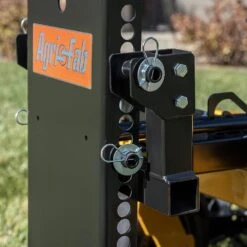 Agri-Fab 45-0597 Front-Mounted Dethatcher For Zero-Turn Ride-On Mowers -Garden Tool Store agri fab 45 0597 dethatcher lifestyle 3