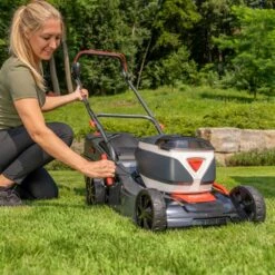 AL-KO 36V 42.2 Li Comfort Push Cordless Lawn Mower (with 2 X 4Ah Batteries & Fast Charger) -Garden Tool Store al ko comfort 42.2 li cordless lawnmower lifestyle hoc 1