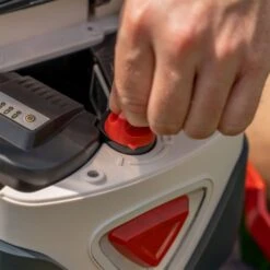 AL-KO 36V 46.2 Li SP Comfort 3-in-1 Self-Propelled Cordless Lawn Mower (with 2 X 4Ah Batteries & Fast Charger) -Garden Tool Store al ko comfort 46.2 li sp lawnmower 2 2