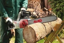 AL-KO EKS 2400-40 Crossline Electric Chainsaw 8 AL-KO EKS 2400-40 Crossline Electric Chainsaw -Garden Tool Store al ko eks 200 35 lifestyle 1