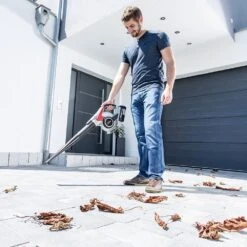 AL-KO 36V LB 4060 Comfort Cordless Leaf Blower (Bare Tool) 17 AL-KO 36V LB 4060 Comfort Cordless Leaf Blower (Bare Tool) -Garden Tool Store al ko energyflex lb 4060 leaf blower lifestyle