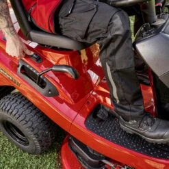 Solo By AL-KO T 18-103 HD-A V2 Comfort 103cm/42" Hydrostatic Rear Collect Lawn Tractor -Garden Tool Store al ko t13 93.3hd lawn tractor controls 3