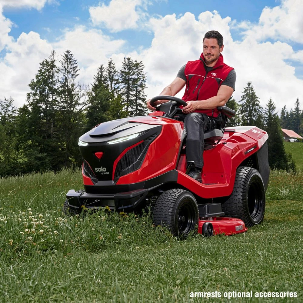 Solo By AL-KO T 22-105 HD V2 SD Premium Hydrostatic Rear Collect Lawn Tractor 12 Solo By AL-KO T 22-105 HD V2 SD Premium Hydrostatic Rear Collect Lawn Tractor - Image 10