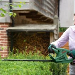 Bosch EasyHedgeCut 55-16 Electric Hedge Trimmer -Garden Tool Store bosch easyhedgecut 55 16 lifestyle