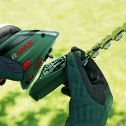 Bosch Isio 3.6V Cordless Shape And Edge Set -Garden Tool Store bosch isio3 shape and edge 5