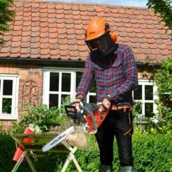 Cobra CS520-18 Petrol Chainsaw 52cc/18" -Garden Tool Store cobra cs520 18 lifestyle 3