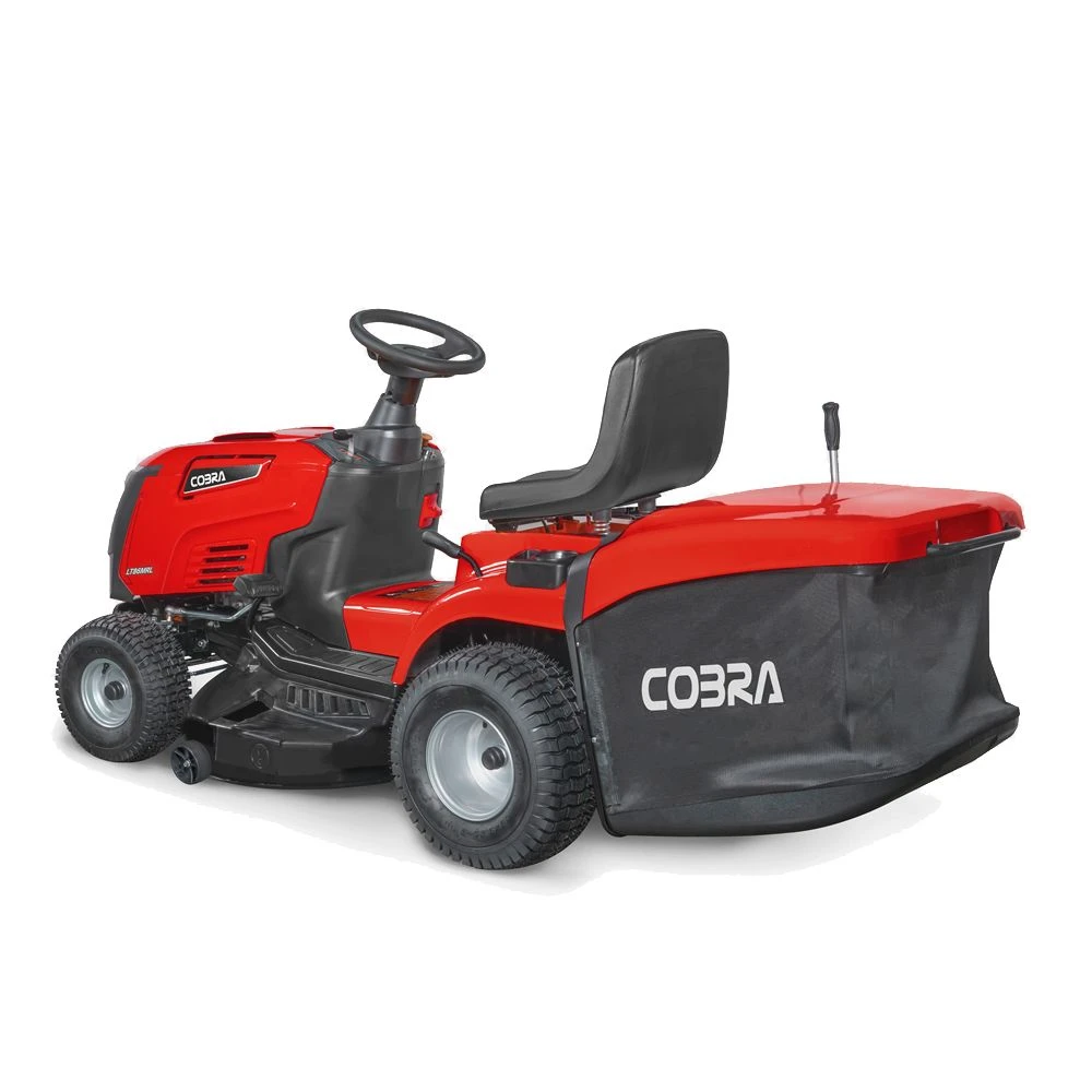 Cobra LT86MRL 33" Manual Rear Collect Lawn Tractor 5 Cobra LT86MRL 33" Manual Rear Collect Lawn Tractor - Image 3