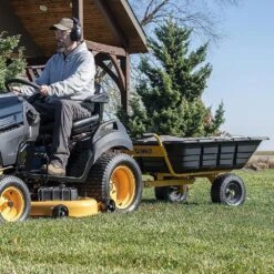 DeWalt DXTB0573 363kg/800lb Push/Tow Swivel/Dump Cart -Garden Tool Store dewalt cart lifestyle 4