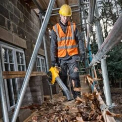 DeWalt DCM572X1-GB 54V XR FLEXVOLT Cordless Blower (with 9Ah Battery & Fast Charger) -Garden Tool Store dewalt dcm572 blower lifestyle