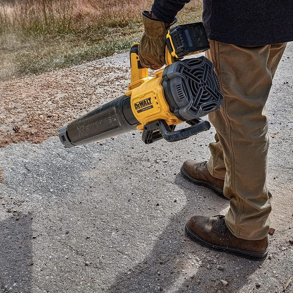 DeWalt DCMBL562N-XJ 18V XR Cordless Axial Blower (Tool Only) 8 DeWalt DCMBL562N-XJ 18V XR Cordless Axial Blower (Tool Only) - Image 6