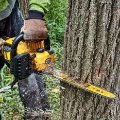 DeWalt DCMCS574X1-GB 54V XR FLEXVOLT 45cm Cordless Chainsaw (with 9Ah Battery & Fast Charger) -Garden Tool Store dewalt dcmcs574 chainsaw
