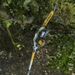 DeWalt DCMPS567N-XJ 18V XR Cordless Pole Saw (Tool Only) -Garden Tool Store dewalt dcmpp567 pole pruner lifestyle 1