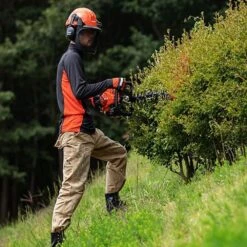 Echo HC-2020 Petrol Hedge Trimmer -Garden Tool Store echo hc 2020 hedge trimmer lifestyle 3