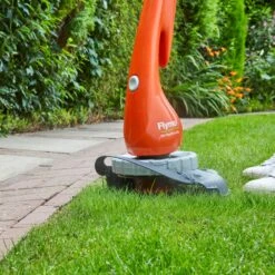 Flymo EasiTrim 250 18V Cordless Grass Trimmer & Lawn Edger (with 2.0Ah Battery & Charger) (Bundle Builder) 21 Flymo EasiTrim 250 18V Cordless Grass Trimmer & Lawn Edger (with 2.0Ah Battery & Charger) (Bundle Builder) -Garden Tool Store flymo easitrim 250 grass trimmer lifestyle strimming 2