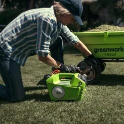 GreenWorks G24AC 24V Cordless Air Compressor (Bare Tool) 11 GreenWorks G24AC 24V Cordless Air Compressor (Bare Tool) -Garden Tool Store greenworks g24ac air compressor lifestyle 3