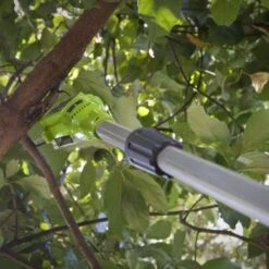 GreenWorks G24PS20K2 24V Cordless Pole Saw (with 2Ah Battery And Charger) (Bundle Builder) -Garden Tool Store greenworks g24ps20 pole saw lifestyle 3 1 1