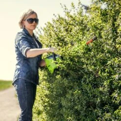 GreenWorks Pro GD60HT 60V Cordless Hedge Trimmer (Bare Tool) (Bundle Builder) -Garden Tool Store greenworks gd60ht hedge trimmer lifestyle 4 1