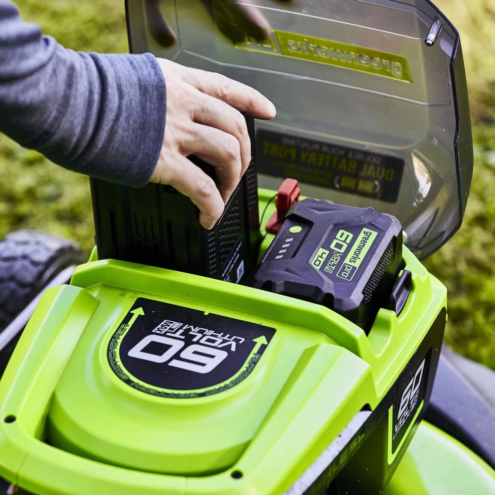 GreenWorks Pro GD60LM51SPK4 4-in-1 60V Variable Speed Self-Propelled Cordless Lawn Mower (with 2 X 4Ah Batteries & 2A Charger) 12 GreenWorks Pro GD60LM51SPK4 4-in-1 60V Variable Speed Self-Propelled Cordless Lawn Mower (with 2 X 4Ah Batteries & 2A Charger) - Image 10