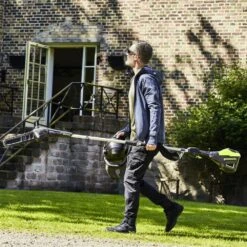 GreenWorks Pro GD60PS25 60V Cordless Polesaw (Bare Tool) -Garden Tool Store greenworks gd60ps25 pole pruner lifestyle 5