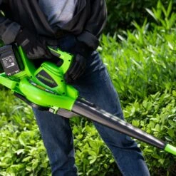 GreenWorks GD24X2BV DigiPro 48V (2 X 24V) Cordless Blower / Vacuum (Bare Tool) (Bundle Builder) 21 GreenWorks GD24X2BV DigiPro 48V (2 X 24V) Cordless Blower / Vacuum (Bare Tool) (Bundle Builder) -Garden Tool Store greenworks gwgd24x2bv blower vac lifestyle 7 1 1