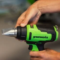 GreenWorks G24HG 24V Heat Gun (Bare Tool) -Garden Tool Store gwg24hg lifestyle 2