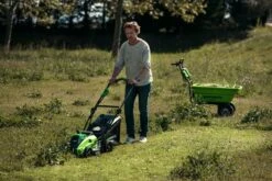 GreenWorks GWG40GC 100kg G-MAX 40V Self-Propelled Garden Cart (Bare Tool) -Garden Tool Store gwg40gc lifestyle
