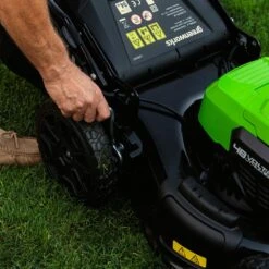 GreenWorks GD24X2LM46SP 4-in-1 46cm 48V Self-Propelled Cordless Lawn Mower (Bare Tool) -Garden Tool Store gwgd24x2lm46sk4x hoc 1 1