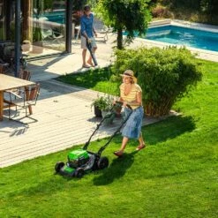 GreenWorks GD24X2LM46SP 4-in-1 46cm 48V Self-Propelled Cordless Lawn Mower (Bare Tool) -Garden Tool Store gwgd24x2lm46sk4x mulching 1 1