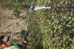 Echo HCA-265ES-HD Articulating Long Reach Petrol Hedge Trimmer -Garden Tool Store hca 265es hd lifestyle 3