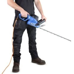 Hyundai HYHT680E Electric Hedge Trimmer -Garden Tool Store hyundai hyht680e hedge trimmer held