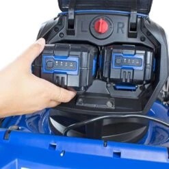 Hyundai HYM80Li460SP 80V Self-Propelled Cordless Lawn Mower (with 2 X 2.5Ah 40V Batteries & Charger) -Garden Tool Store hyundai hym80li460p lawnmower battery compartment 1 1