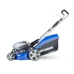 Hyundai HYM80Li460P 80V Push Cordless Lawn Mower (with 2 X 2.5Ah 40V Batteries & Charger) 14 Hyundai HYM80Li460P 80V Push Cordless Lawn Mower (with 2 X 2.5Ah 40V Batteries & Charger) -Garden Tool Store hyundai hym80li460p lawnmower side 3