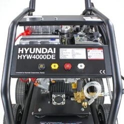 Hyundai HYW4000DE 4000psi 15L/min 498cc Diesel Pressure Washer -Garden Tool Store hyw4000de cockpit