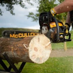 McCulloch CS 50S Petrol Chainsaw 50cc/46cm -Garden Tool Store mccs50s 9