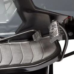 Oleo-Mac OM 108 L/16 KH 108cm Hydrostatic Side Discharge Lawn Tractor 9 Oleo-Mac OM 108 L/16 KH 108cm Hydrostatic Side Discharge Lawn Tractor -Garden Tool Store oleo mac om 98 1 14.5 k lawn tractor pedal 1