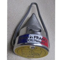 GTM Professional Conyfair Rattlewedge Splitter -Garden Tool Store rattlewedge lifestyle