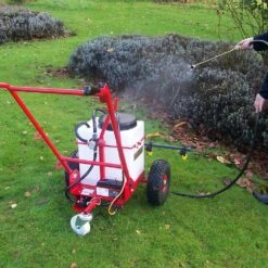 SCH PSP 30 Litre Power Sprayer - Push Or Towed - Spray Width 36" -Garden Tool Store sch psp sprayer 3