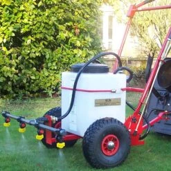 SCH PSP 30 Litre Power Sprayer - Push Or Towed - Spray Width 36" -Garden Tool Store sch psp sprayer towing