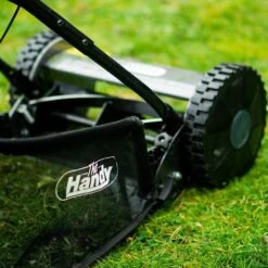 The Handy THHM Push Lawn Mower -Garden Tool Store thhm lifestyle 1