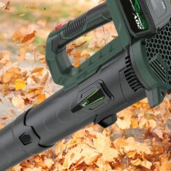 Webb Eco WEV20ABB4 20V Cordless Leaf Blower (with 4Ah Battery & Charger) -Garden Tool Store webb eco wev20abb blower lifestyle middle