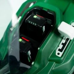 Webb Eco WEV20X2LM43B4X 40V (20V+20V) Push Cordless Lawn Mower (with 2 X 4Ah Batteries & Twin Charger) -Garden Tool Store webb eco wev20x2lm43b4x 20v lawnmower lifestyle battery compartment