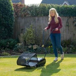 Webb WEH12R Hand-Propelled Rear Roller Cylinder Lawn Mower -Garden Tool Store webb weh12r lawnmower lifestyle